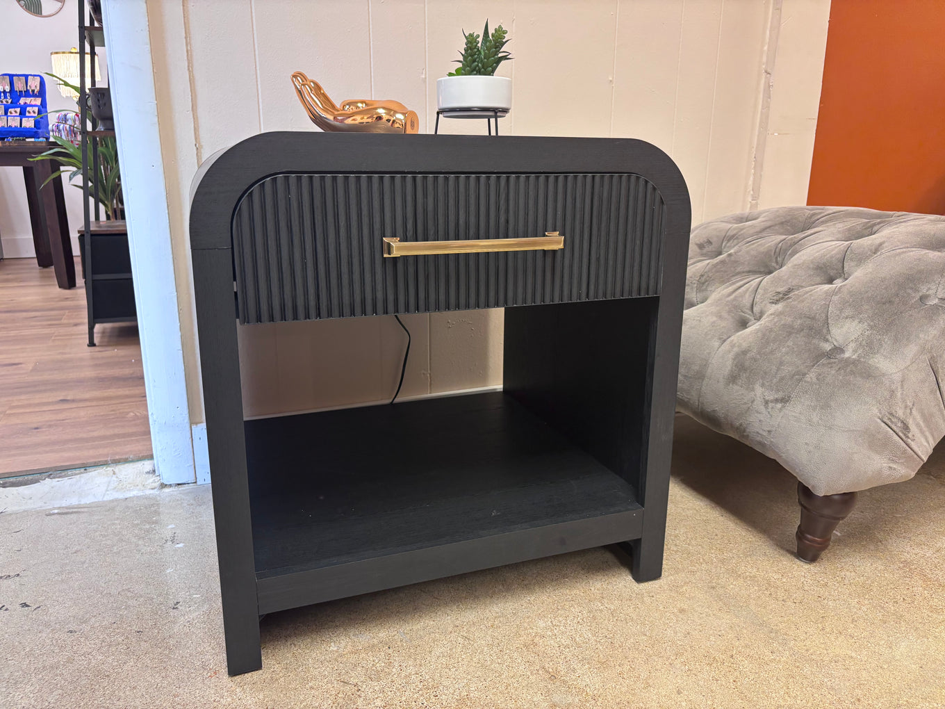 Black Grain Ridgemont End Table