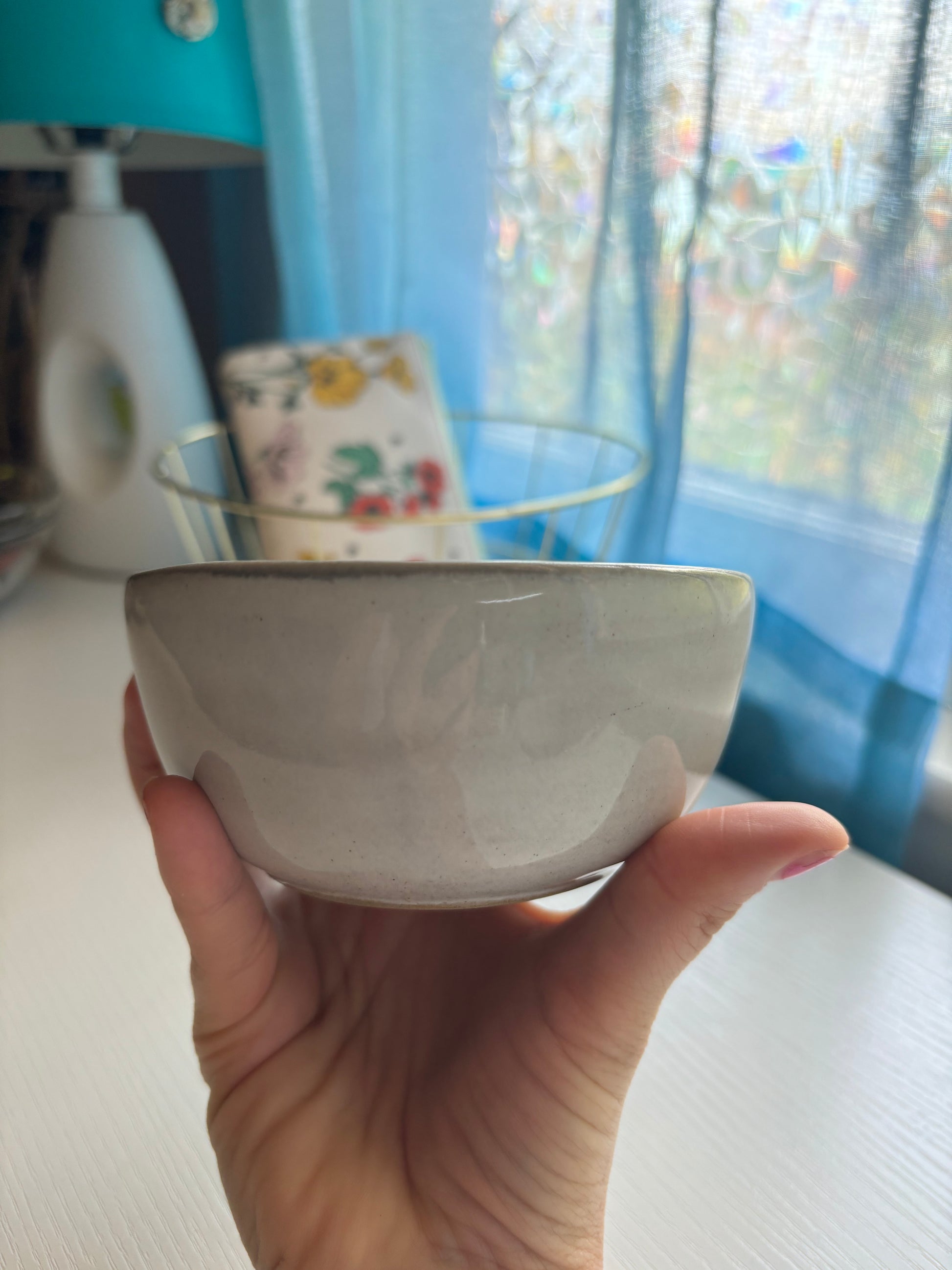 Light Grey Ceramic Bowl - Reclaimed Elegance