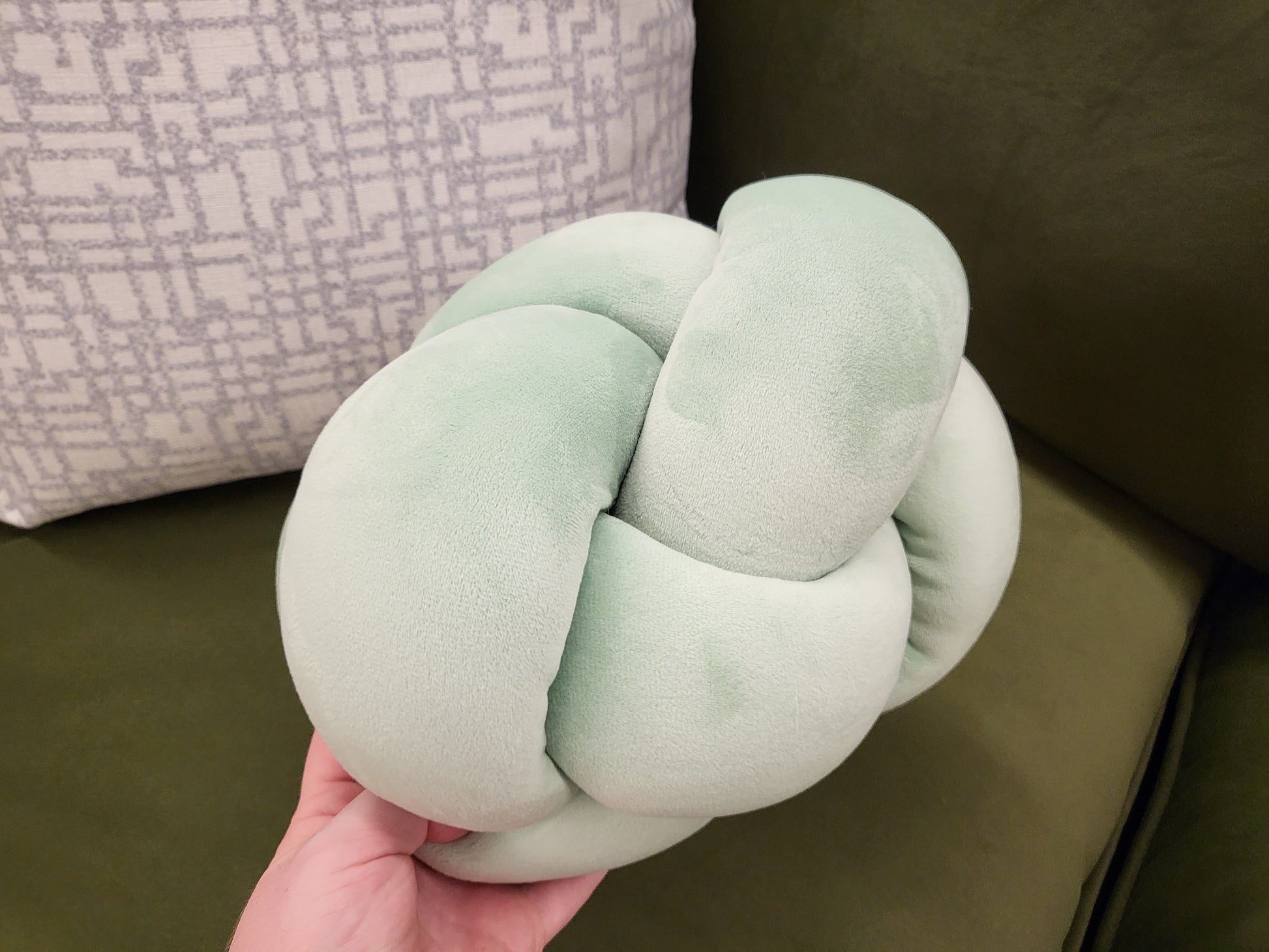 Mint Knot Throw Pillow - Reclaimed Elegance