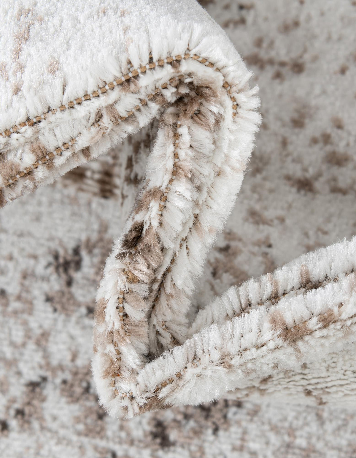 Sofia Casino Beige & Tan Area Rug | Unique Loom high-resolution supplier additional photo 3134038_image_1033.jpg