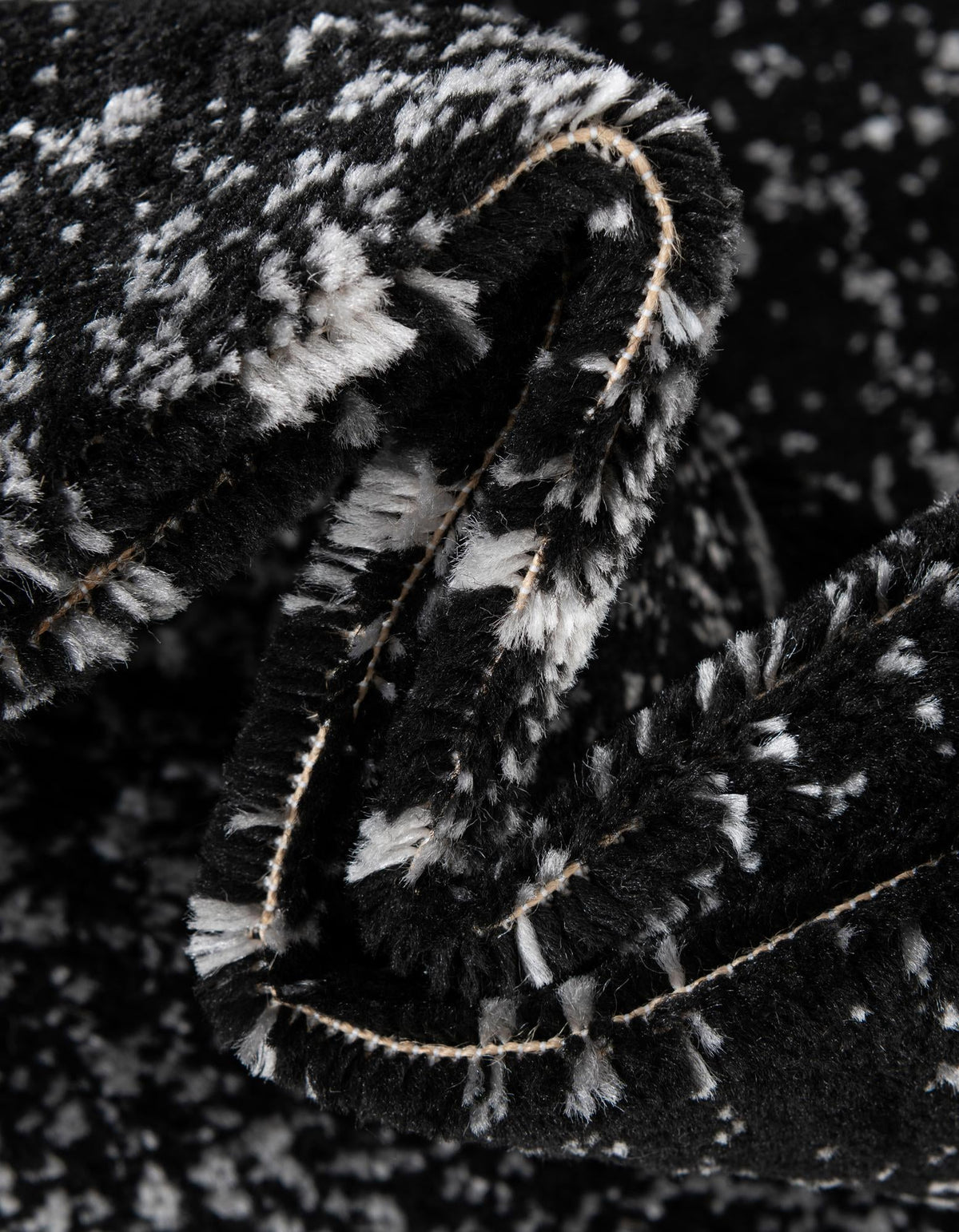 Sofia Casino Black/Ivory | Supplier rug image / alternate view