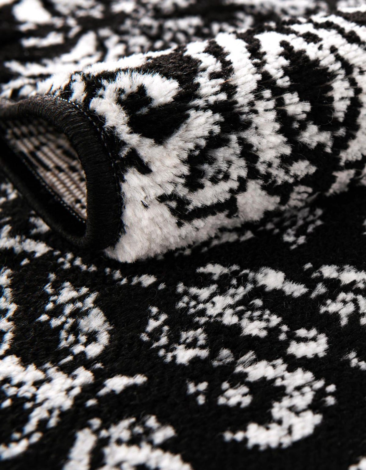 Sofia Grand Black & Ivory Area Rug: manufacturer original alternate detail, shape, or backing