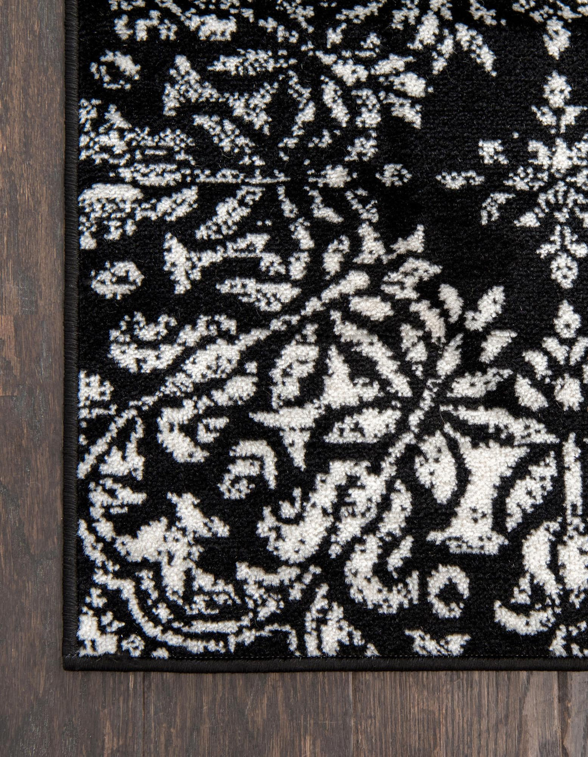 Sofia Grand Black & Ivory Area Rug: manufacturer original alternate detail, shape, or backing