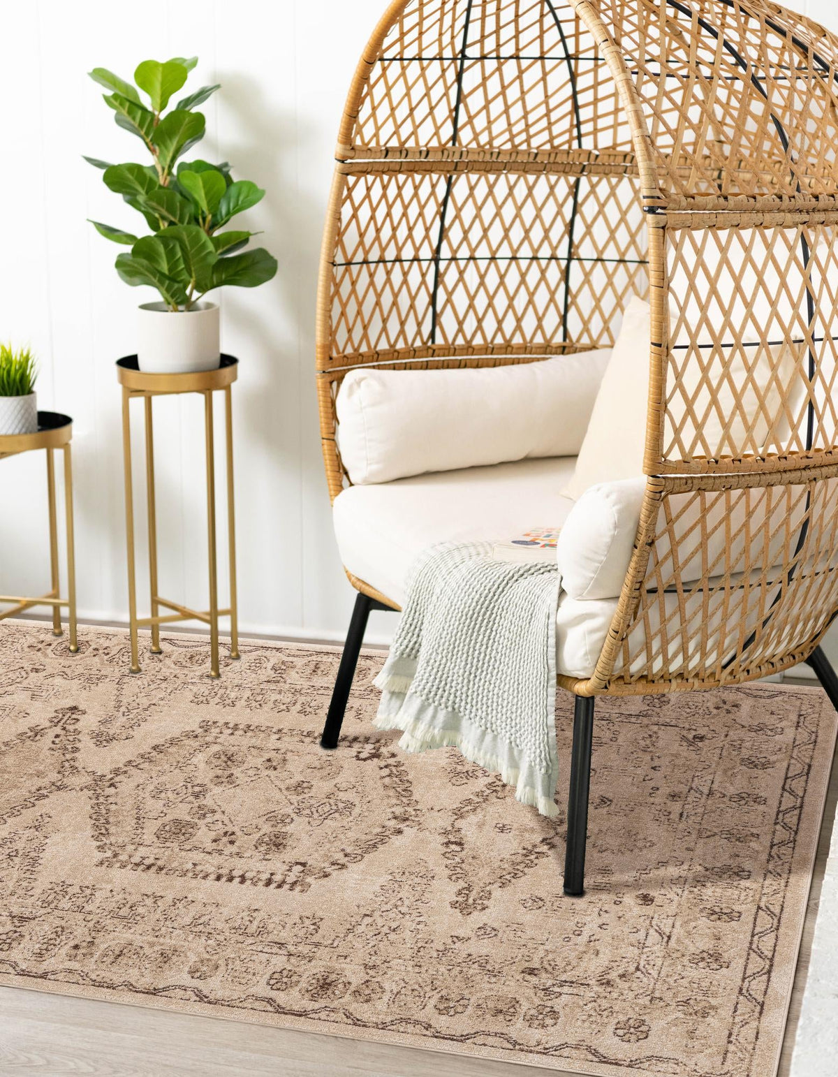 Utopia Larissa Beige & Cream Area Rug: Original supplier detail or alternative rug shot