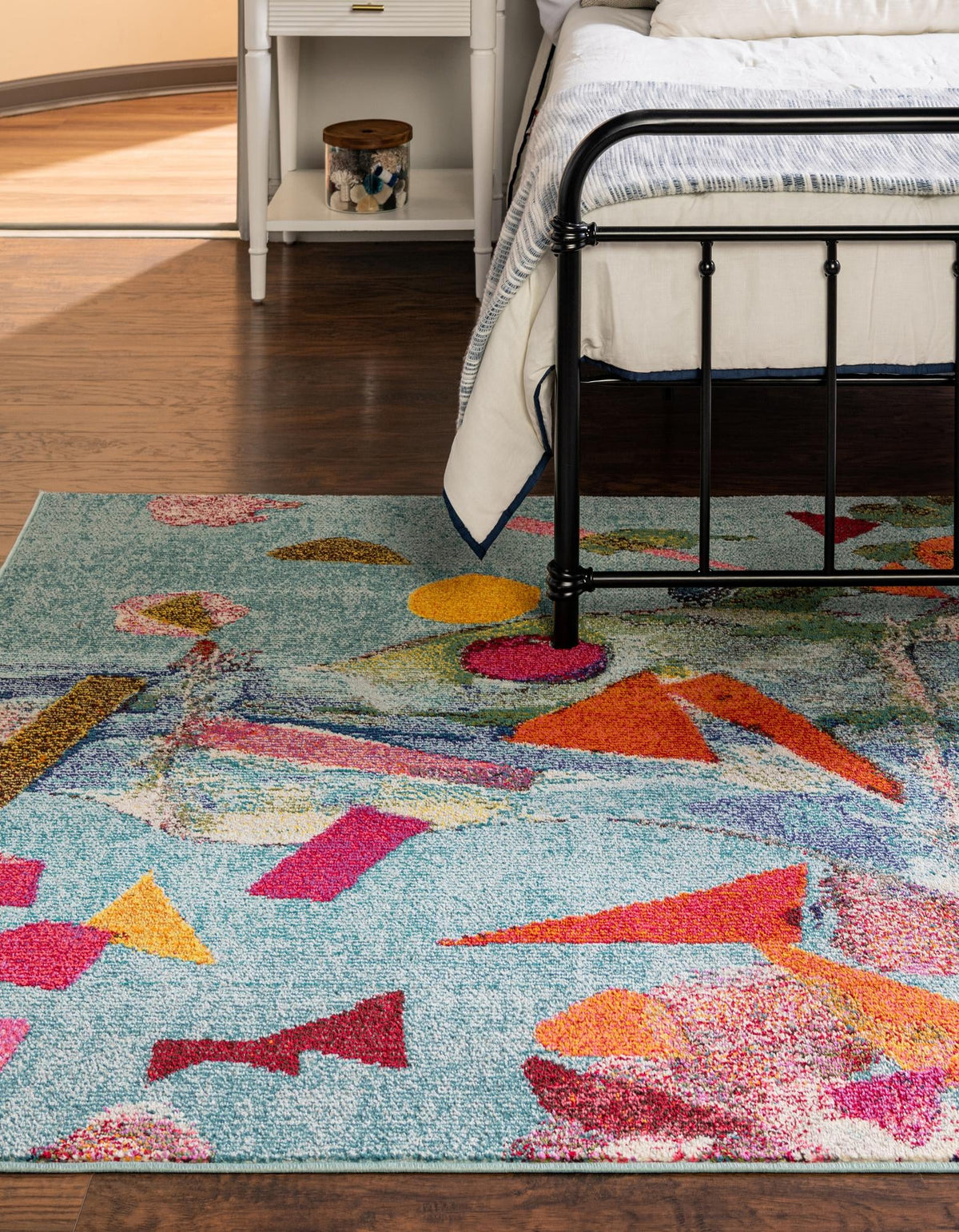 Vivid Lucknow Aqua & Blue Area Rug, room setting