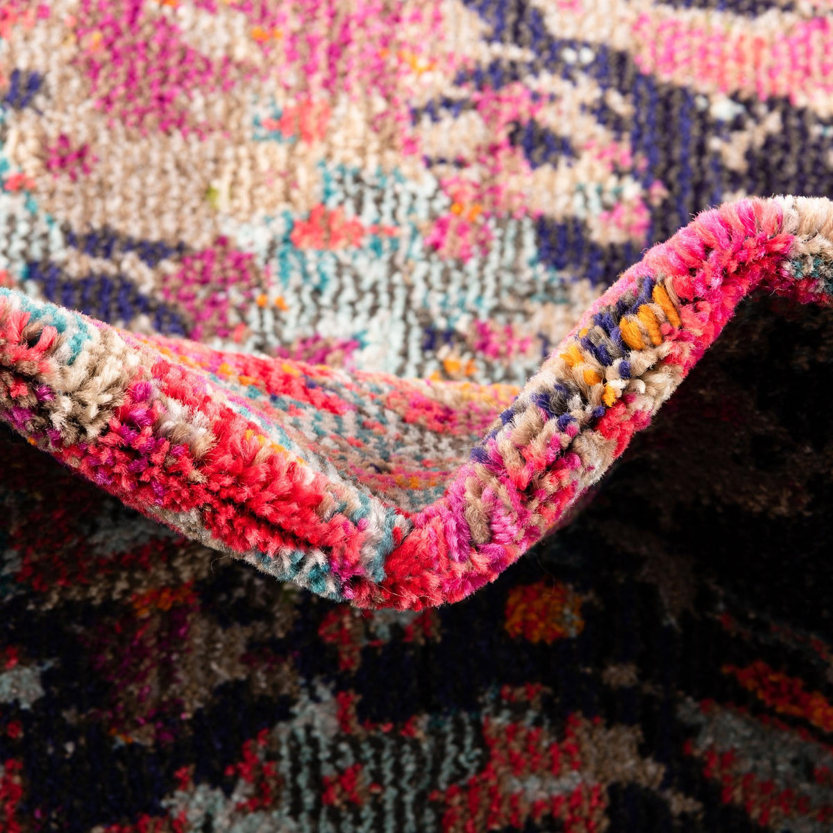 Vivid Ahmedabad Multi & Beige Area Rug | Unique Loom high-resolution supplier additional photo 3165162_image_1033.jpg