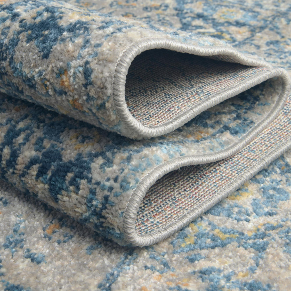 Lola Traditional Light Gray & Cream Area Rug | Unique Loom high-resolution supplier additional photo 3167346_image_1038.jpg