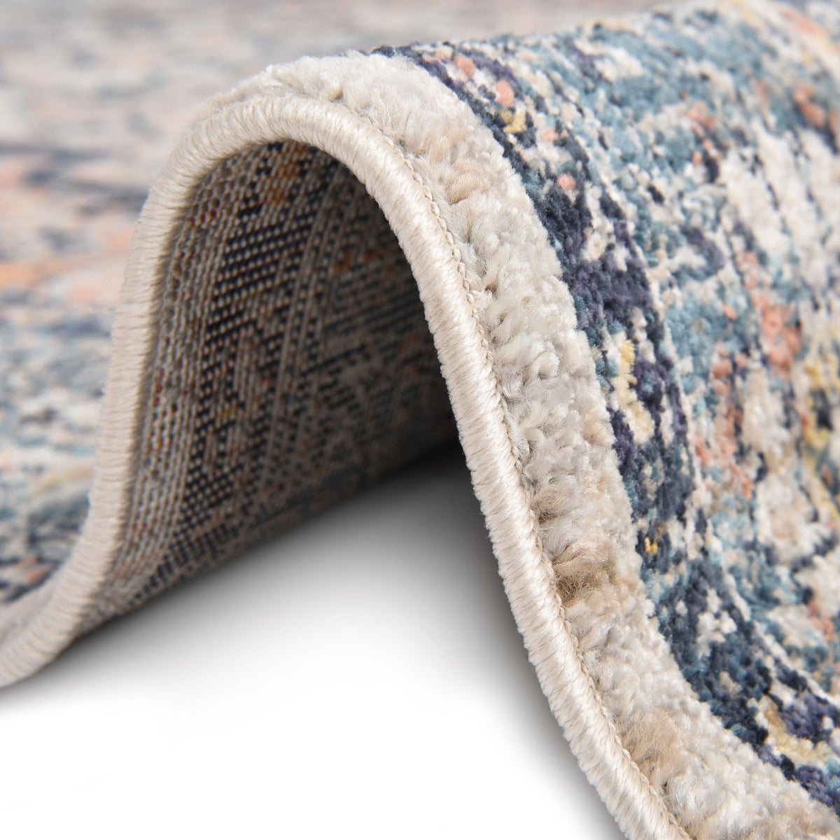 Lola Traditional Blue/Gray | Supplier rug image / alternate view