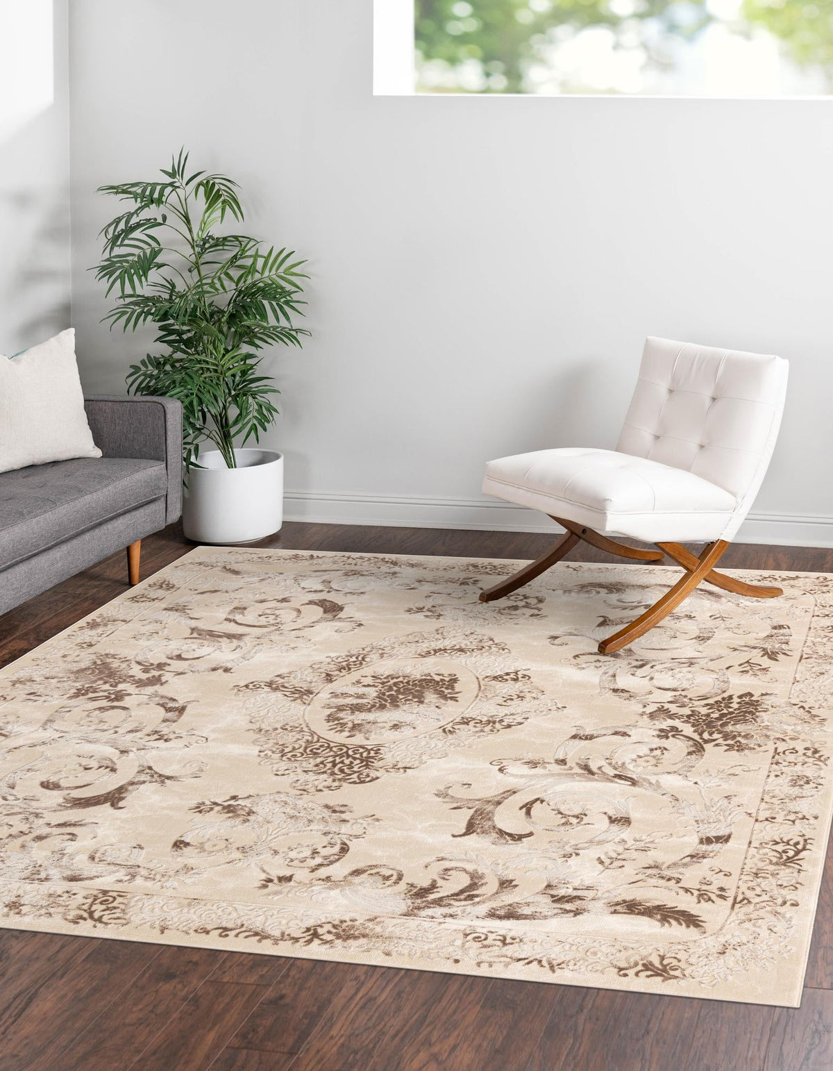 Finsbury Diana Beige/Ivory | Matching Square lifestyle