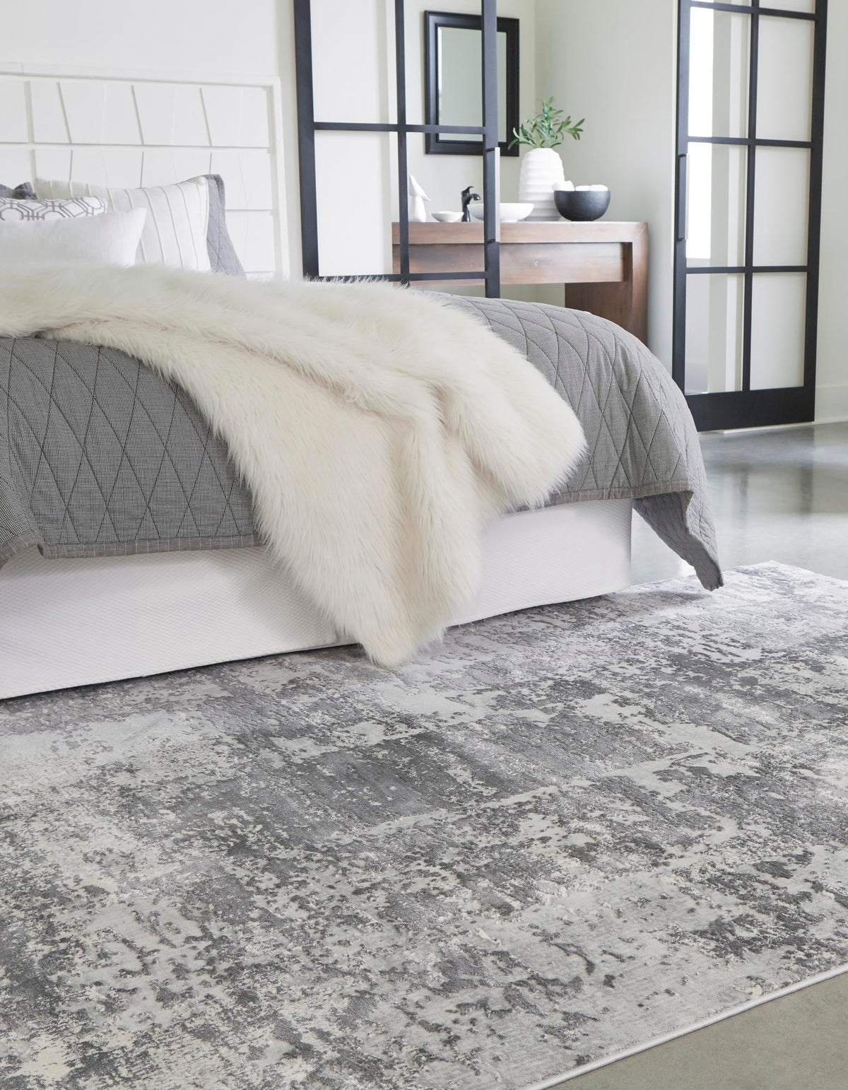 Finsbury Elizabeth Gray & Ivory Area Rug lifestyle Rectangle
