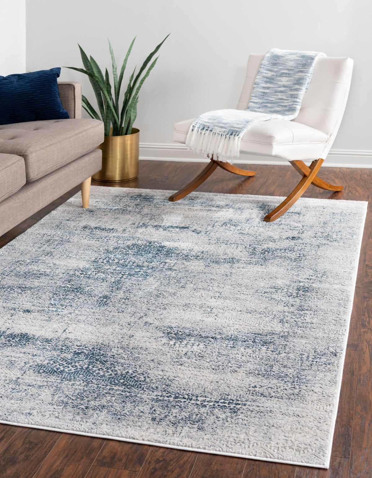Finsbury Sarah Blue & Ivory Area Rug | Rectangle in room