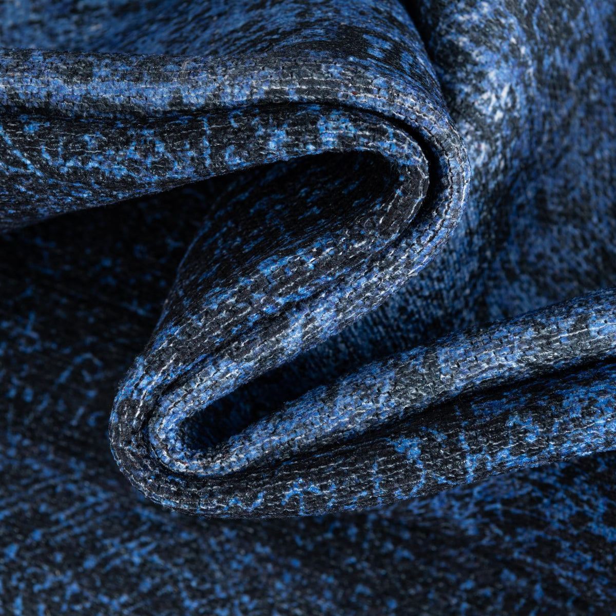 Yara Nayer Overdyed Blue & Blue Area Rug | Unique Loom high-resolution supplier additional photo 3181930_image_1033.jpg