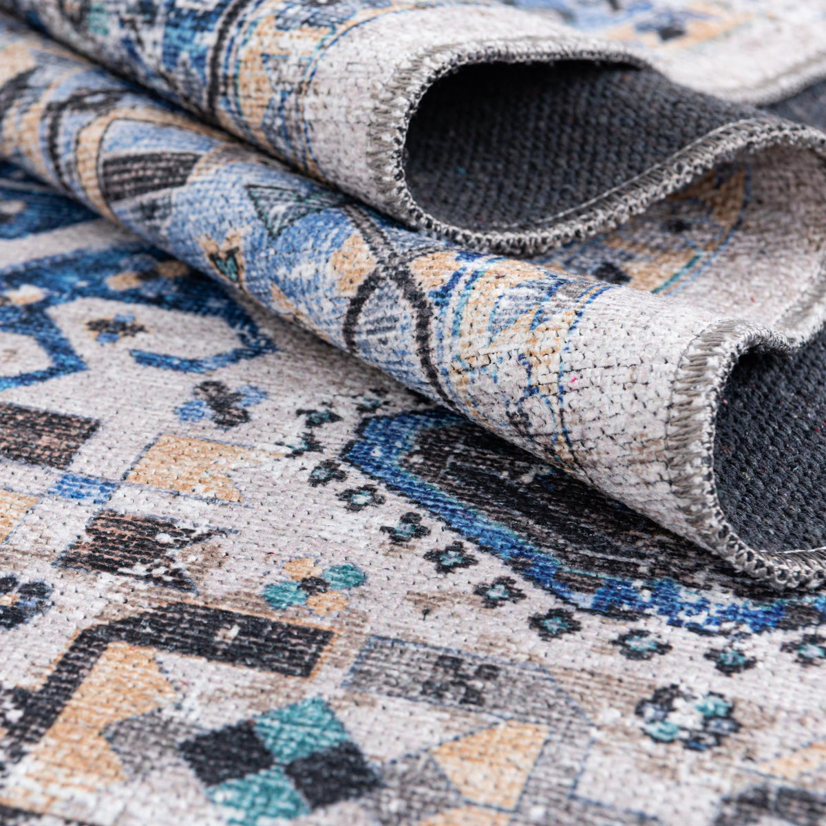 Yara Sunil Royal Blue & Blue Area Rug | Unique Loom high-resolution supplier additional photo 3182065_image_1038.jpg
