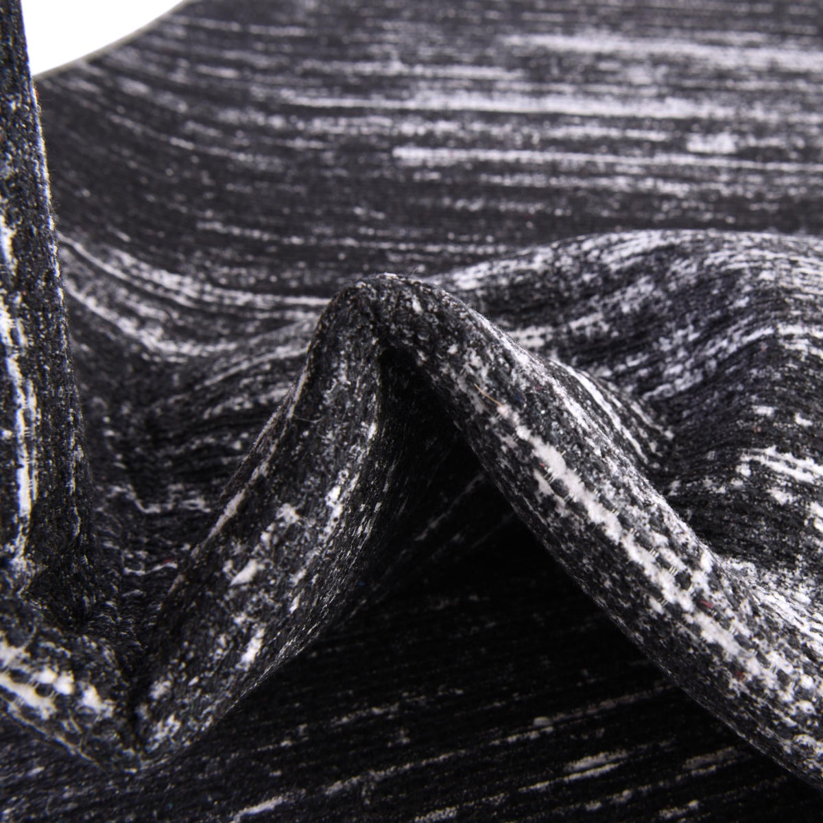 Asha Rosas Black & Ivory Area Rug | Unique Loom high-resolution supplier additional photo 3183662_image_1033.jpg