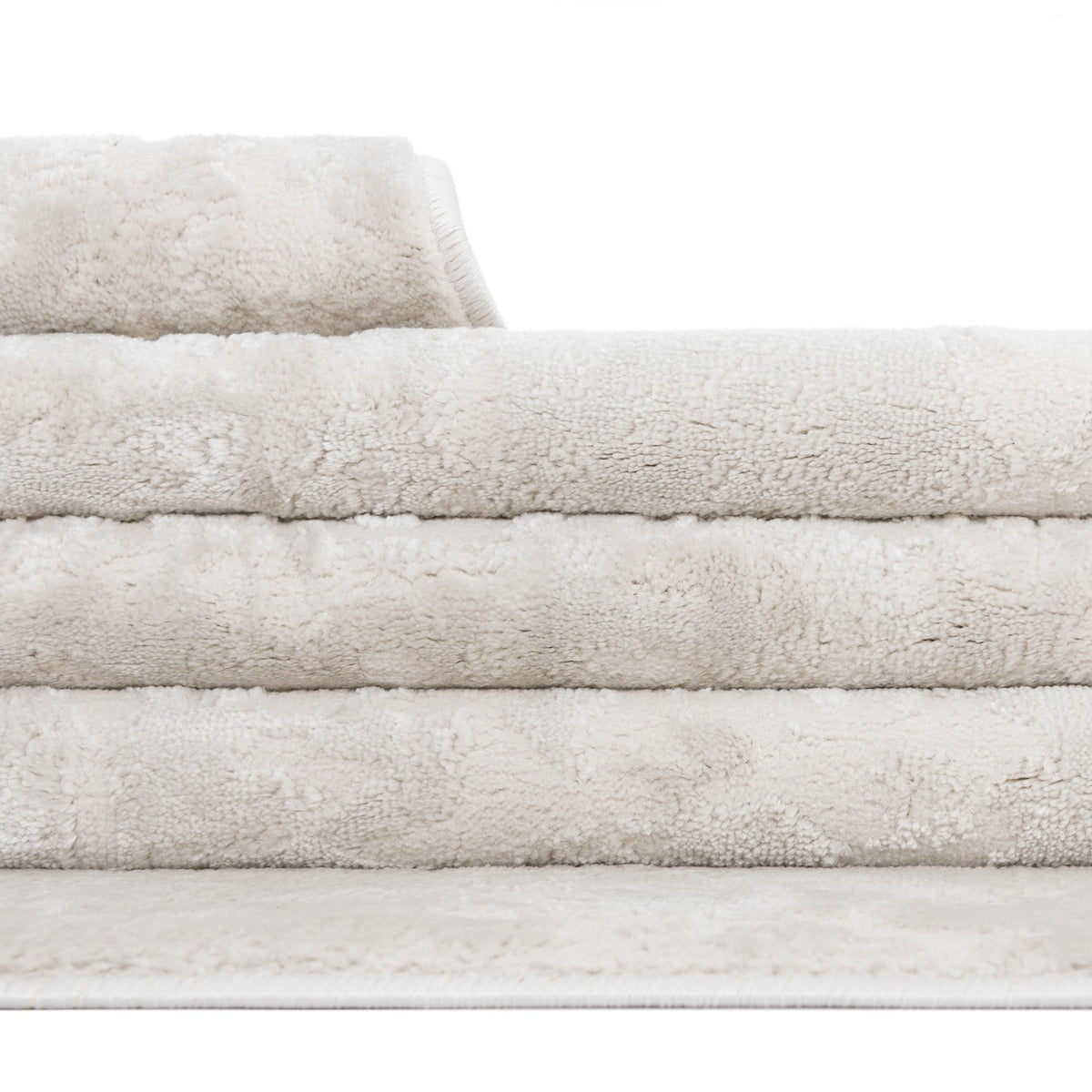 Finsbury Elizabeth Ivory Area Rug: Original supplier detail or alternative rug shot