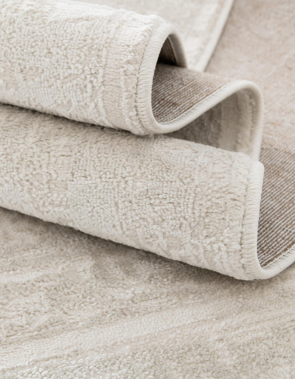 Finsbury Charlotte Ivory Area Rug: Original supplier detail or alternative rug shot