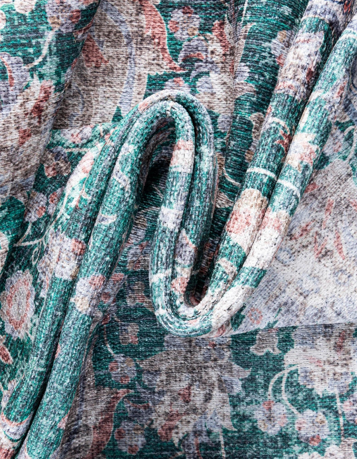 Yara Samarth Emerald Green & Beige Area Rug | Unique Loom high-resolution supplier additional photo 3211799_image_1033.jpg