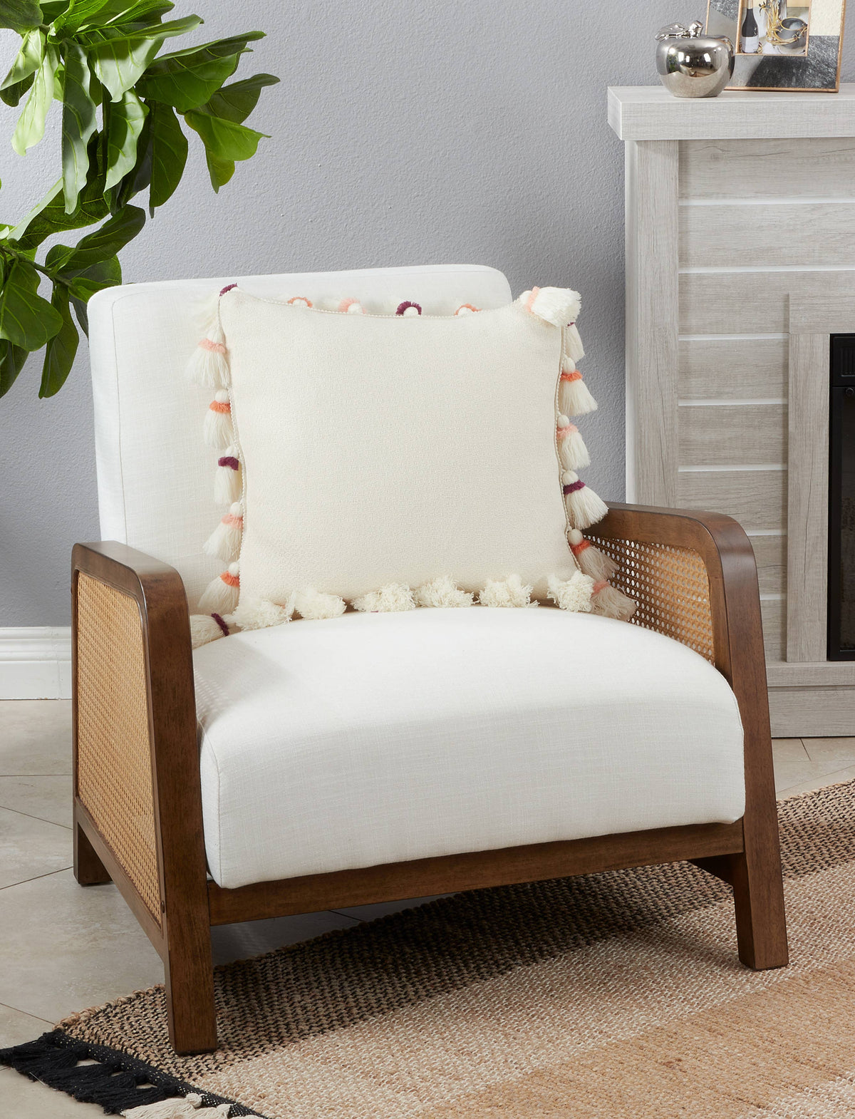 Tassel Design Throw Pillow 18"