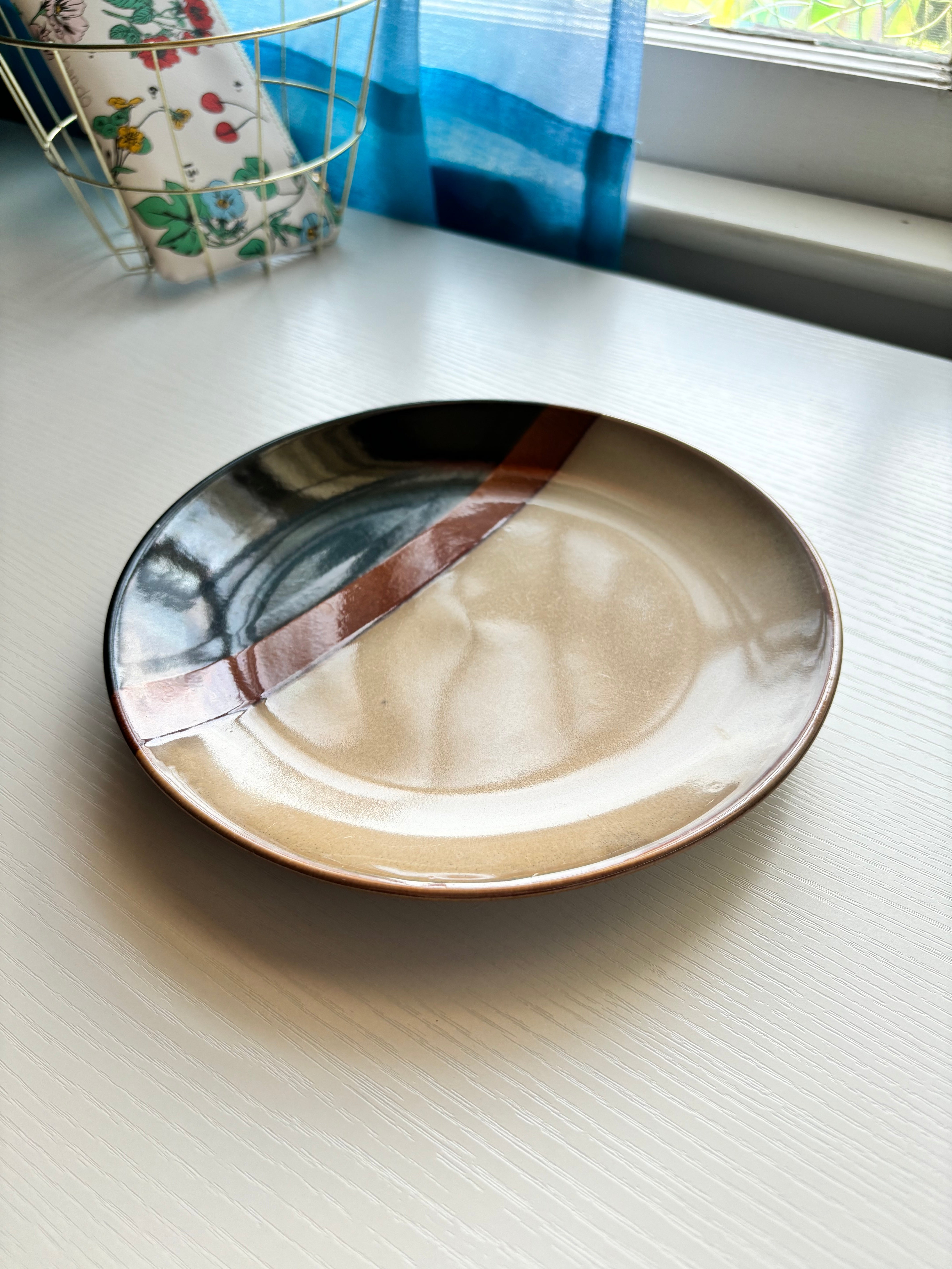 Earth Tones Plate