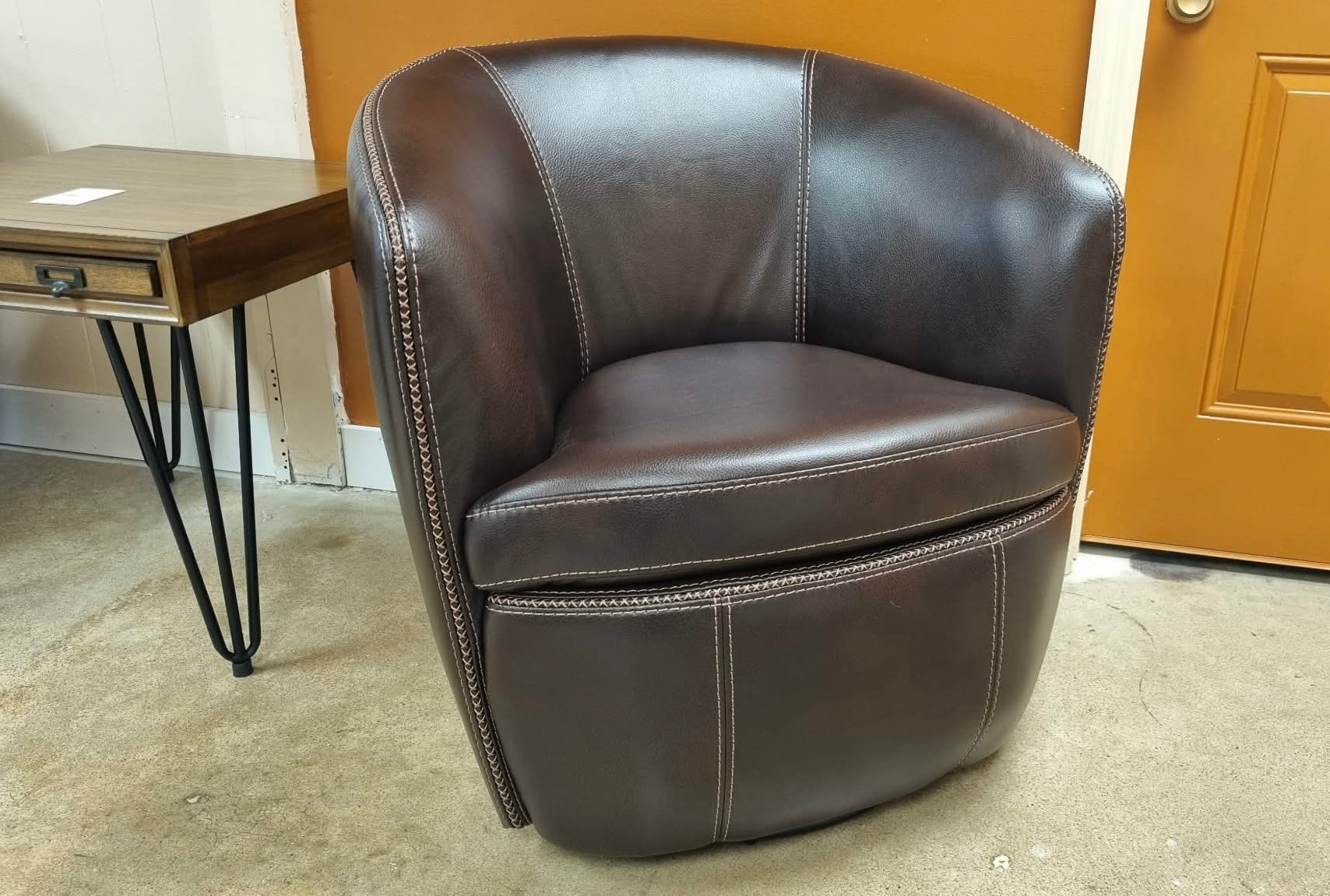 Walnut Vegan Leather Vito Swivel Chair - Reclaimed Elegance