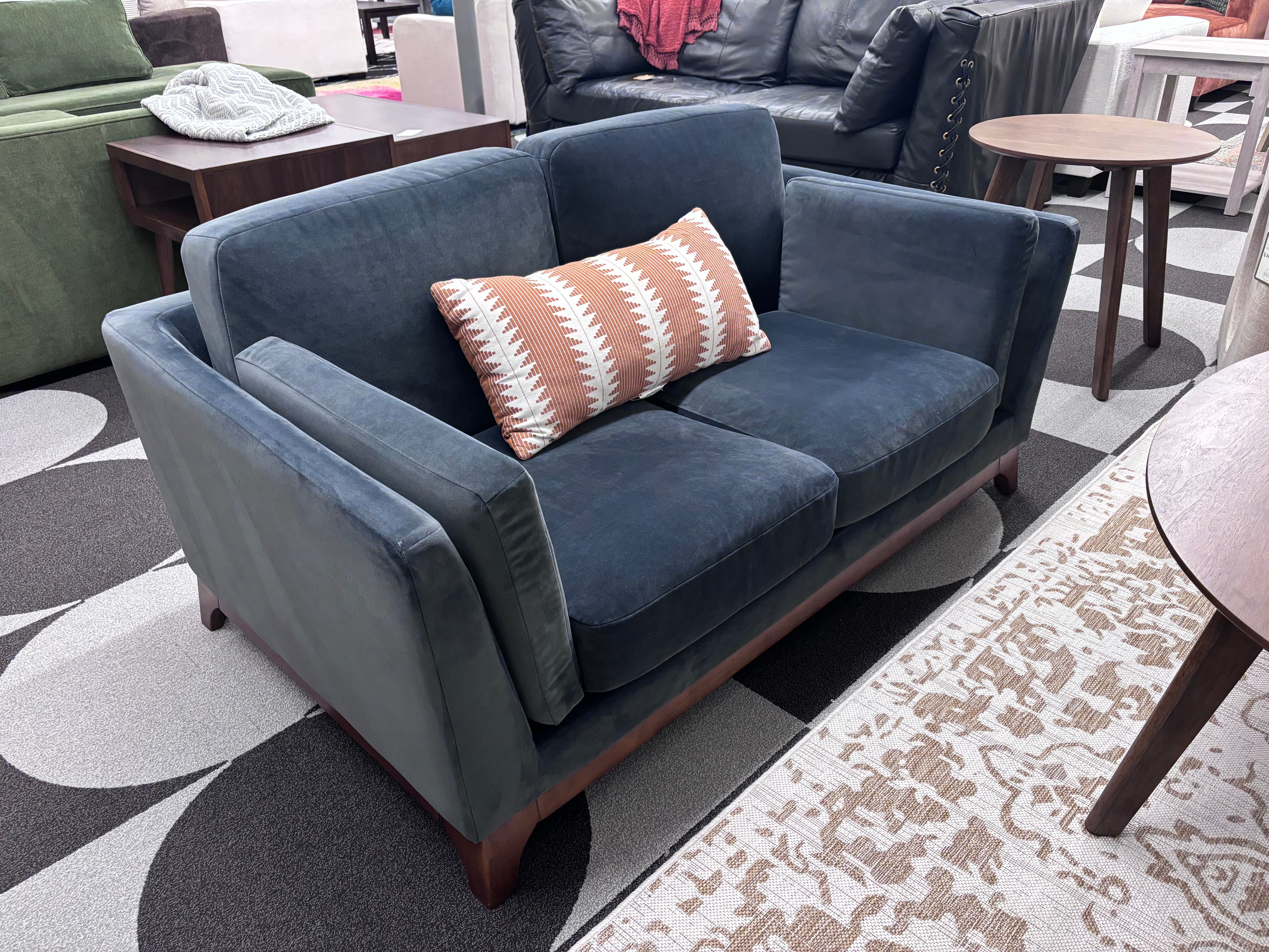 Denim Blue Velvet Article Ceni Loveseat
