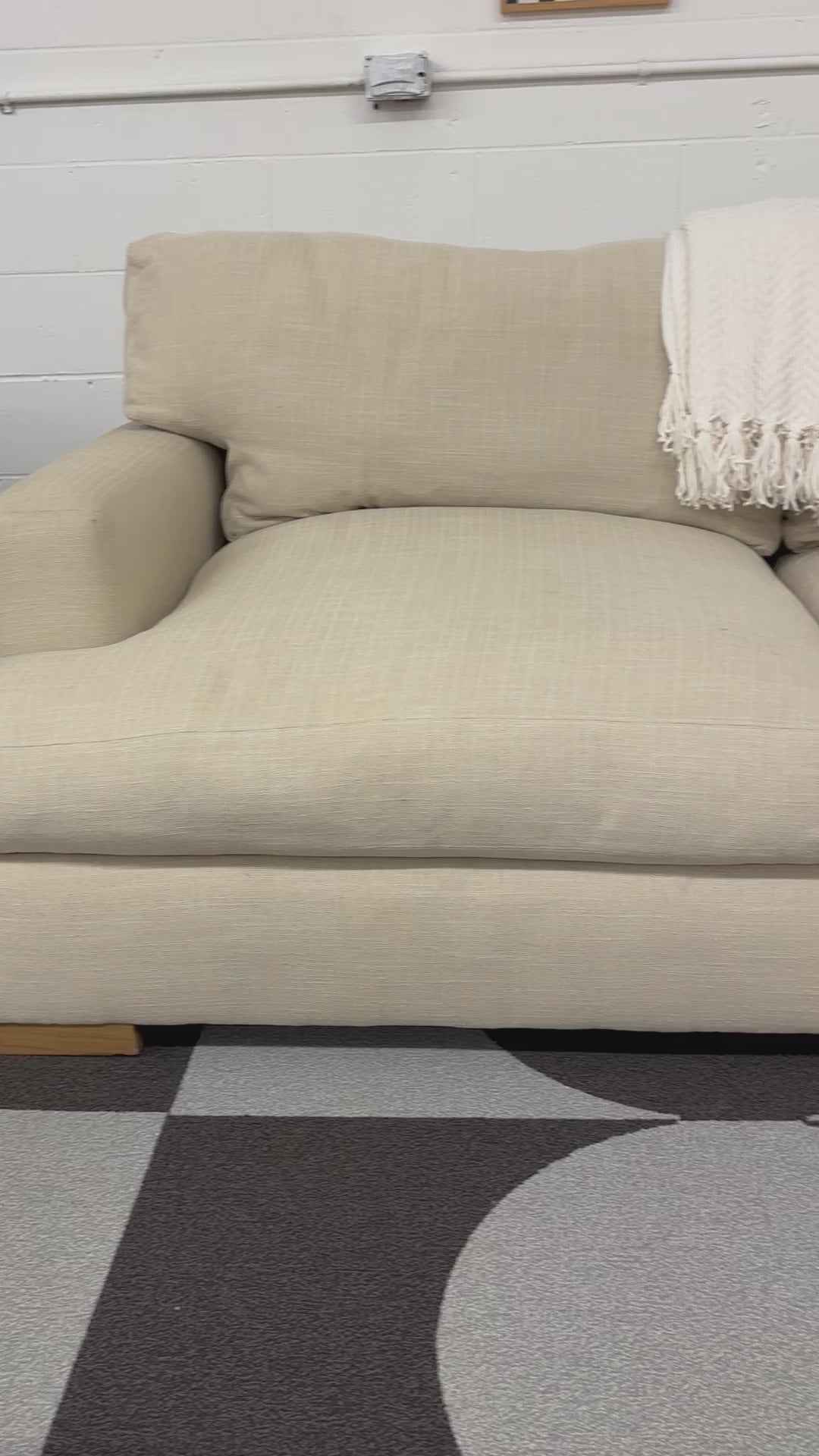 Load video: Beige Linen Lee Industries Corner Sectional